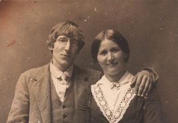 Nikolai Astrup and his wife Engel, after 1912 (Photograph by Olivia Flølo)